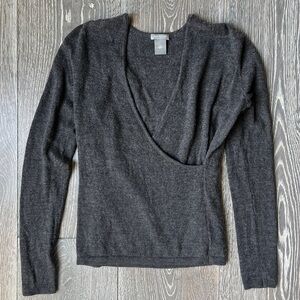 Ann Taylor Faux Wrap pullover V-neck sweater. Gray size XS
